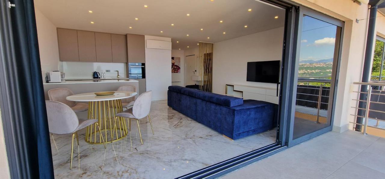 Apartment Eclipse โอปาติยา ภายนอก รูปภาพ